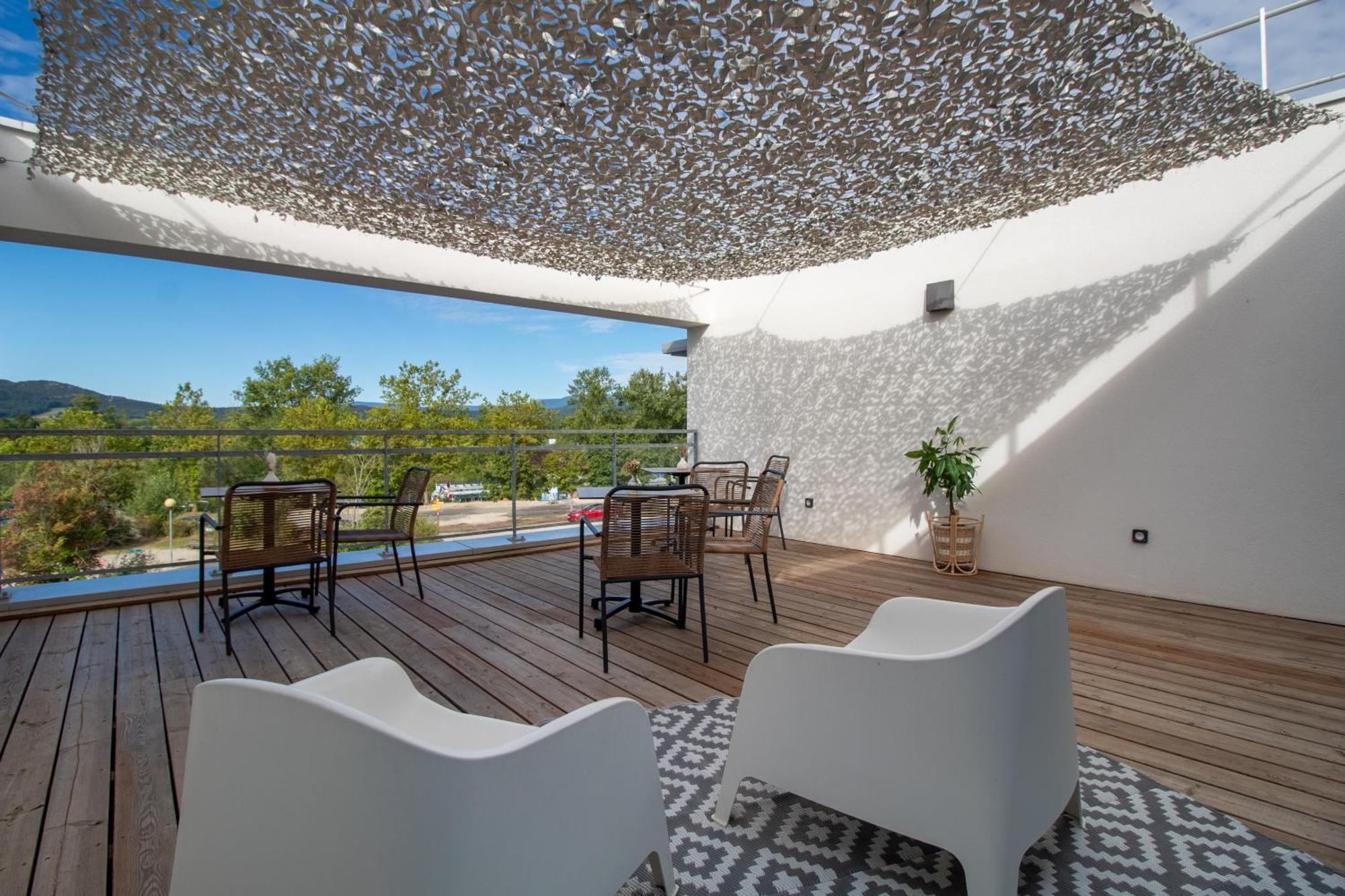 Shana Hotel & Residence 沙纳兹 外观 照片