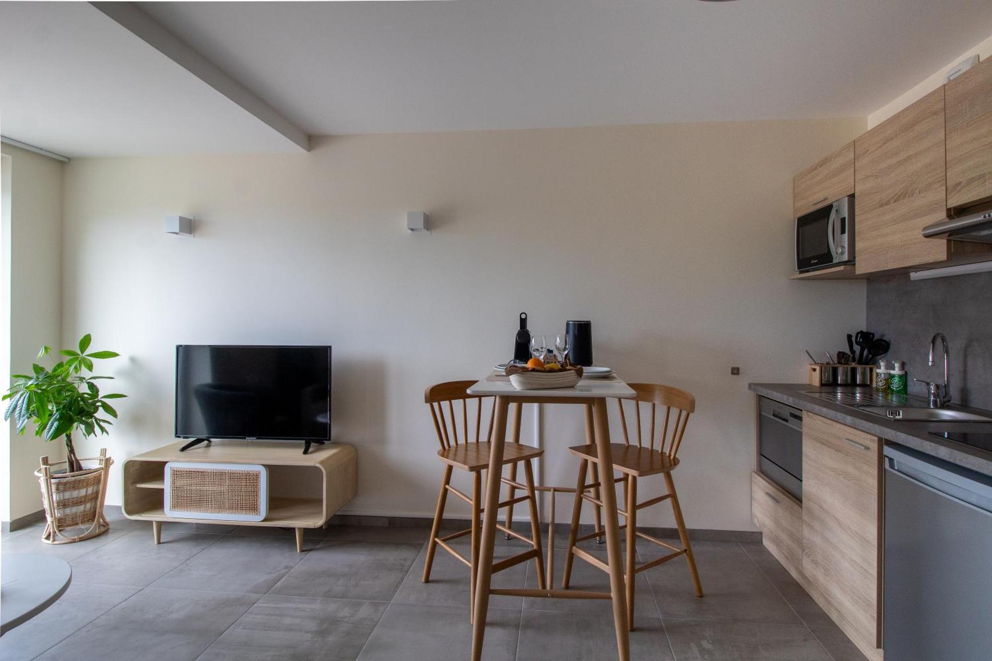 Shana Hotel & Residence 沙纳兹 外观 照片