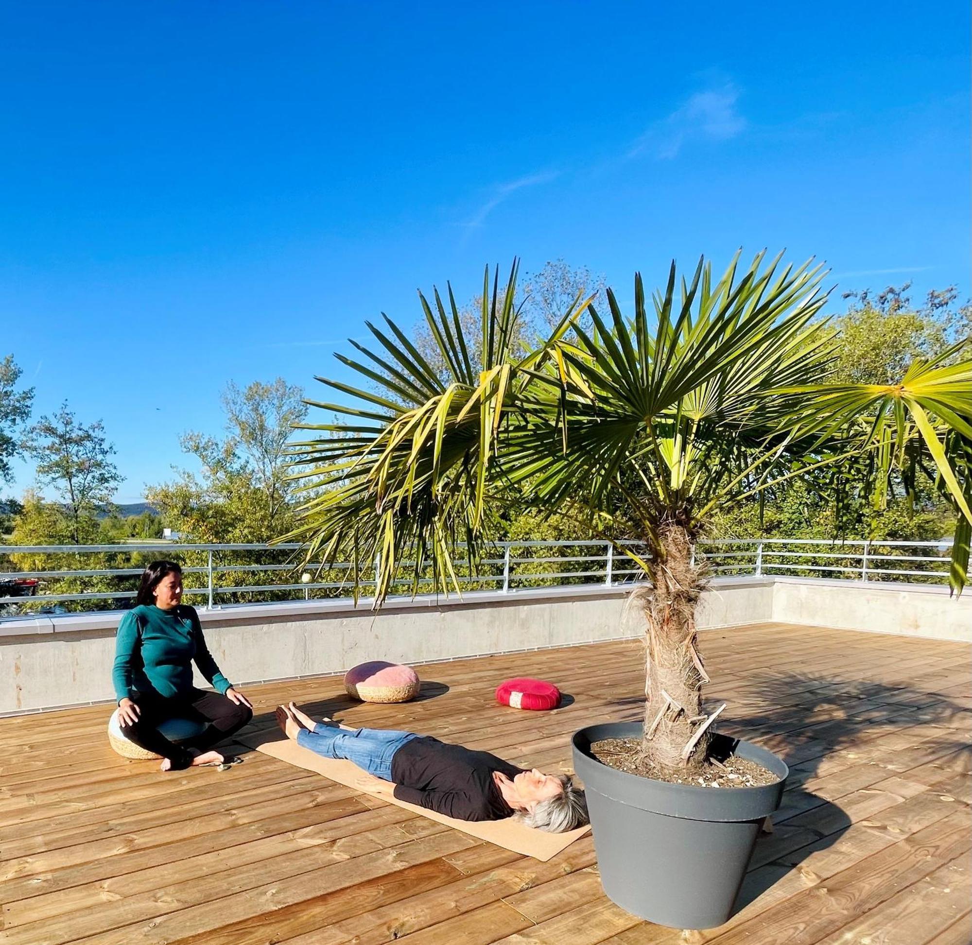 Shana Hotel & Residence 沙纳兹 外观 照片